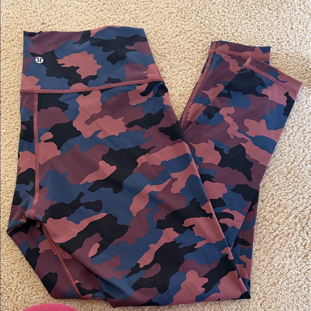 lululemon women’s size 12